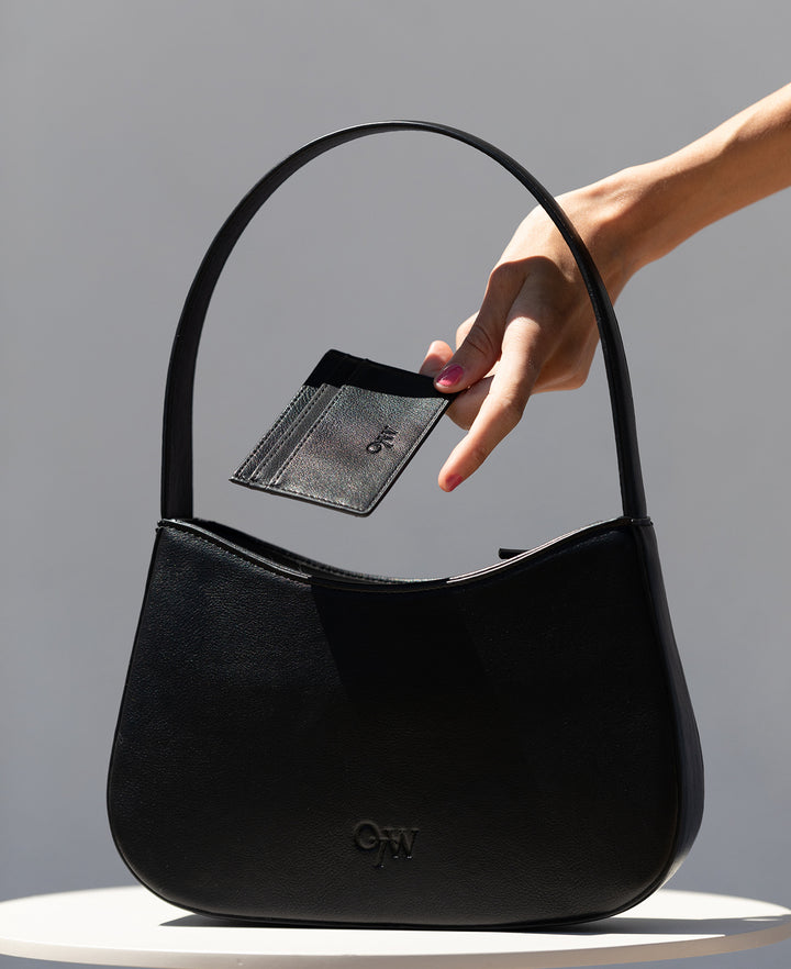 The Zona Bag Jet Black – One Twelves